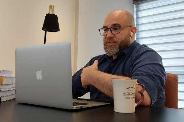 Psicólogo Vinícius del Cura - Atendimento Online